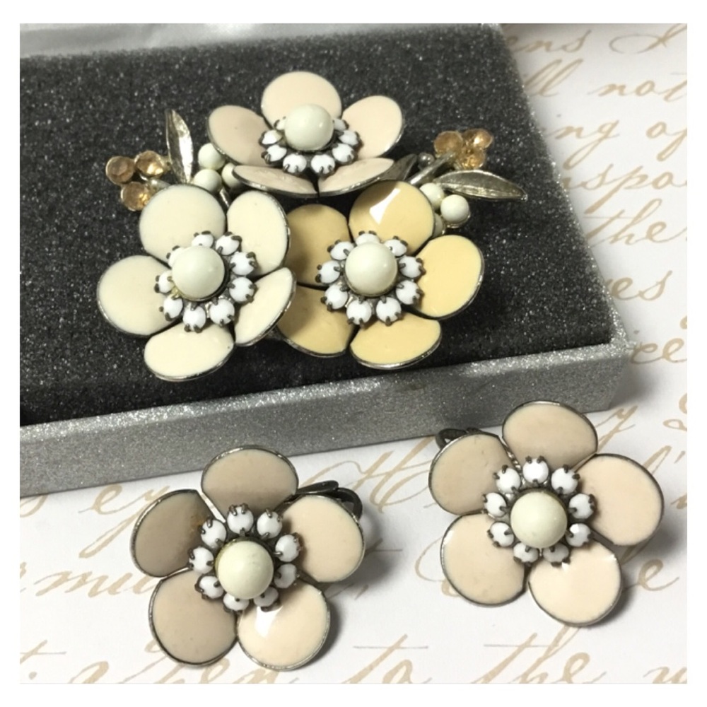 Antique Enamel Floral Large Brooch Clip Earring Set